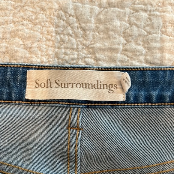 Jeans - Picture 2 of 2